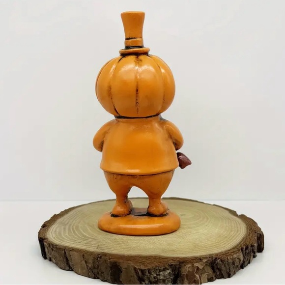 New Vintage Halloween Style Pumpkin Man with Bat - Picture 4 of 4